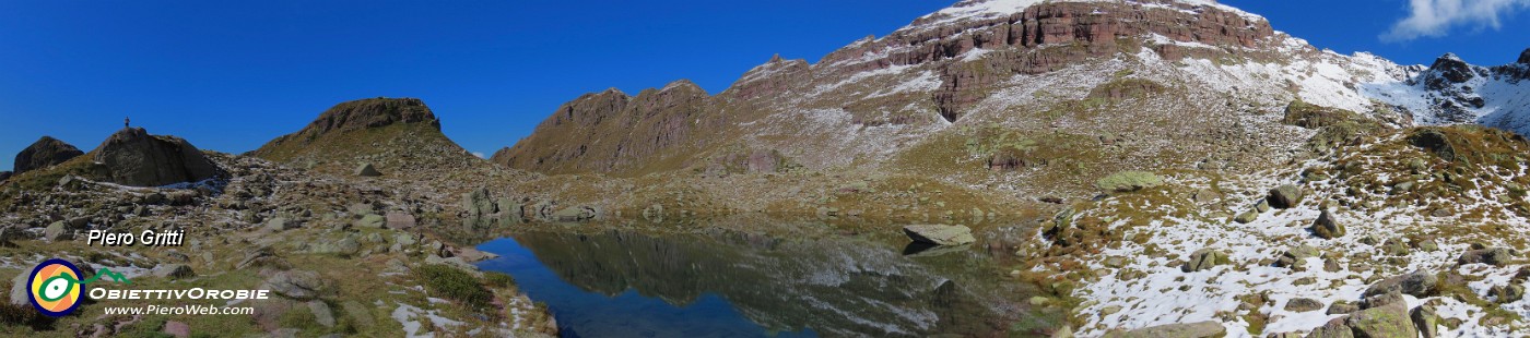 29 Lago (2116 m) e  Pietra Quadra in tutta la sua estensione .jpg